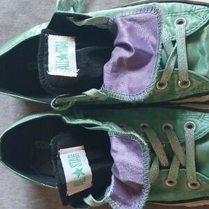 Converse teal and purple 💜 Women size 9